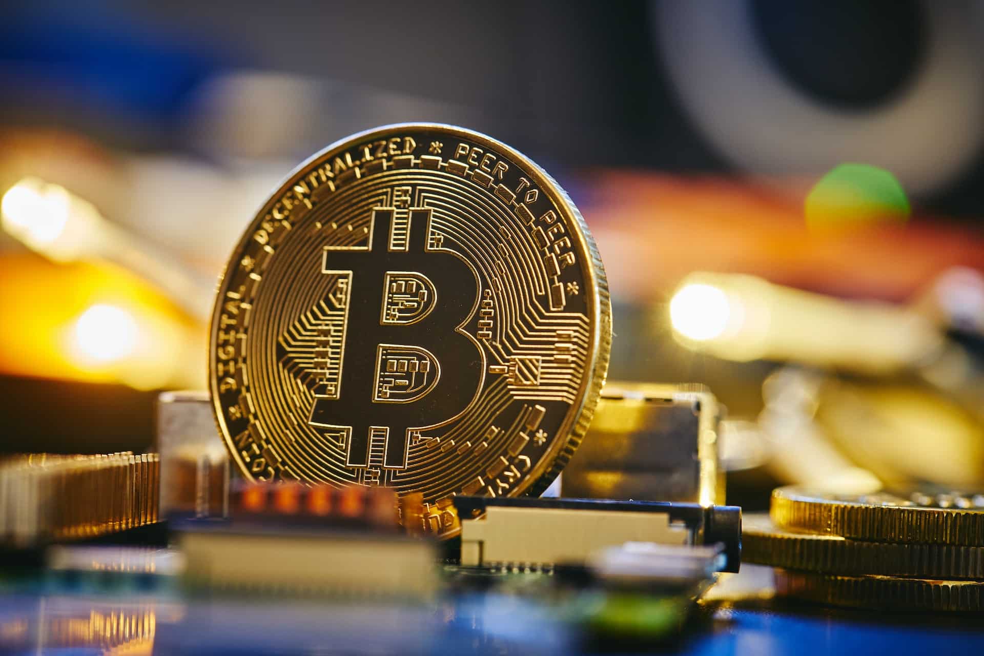 Mineração de Bitcoin: Tether anuncia entrada no setor, enquanto nova plataforma em nuvem se lança no mercado