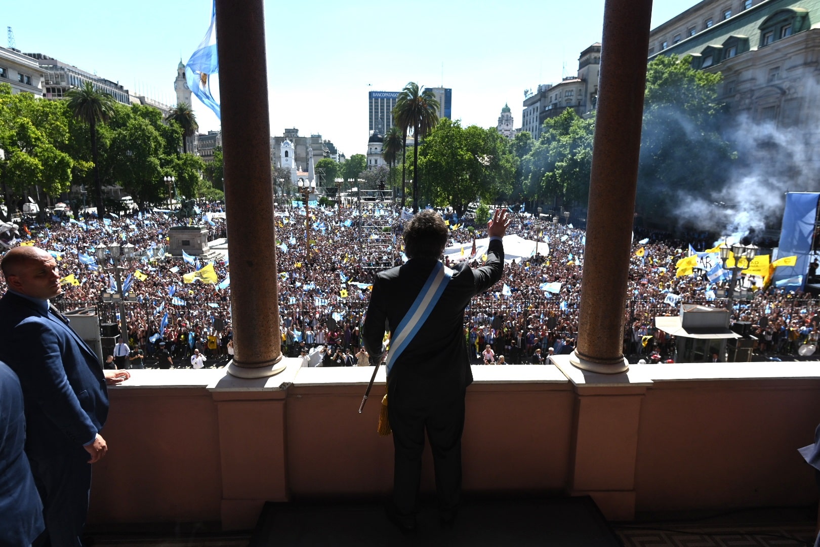 Dolarização e fim do banco central argentino – Plano de Milei perde força após a posse